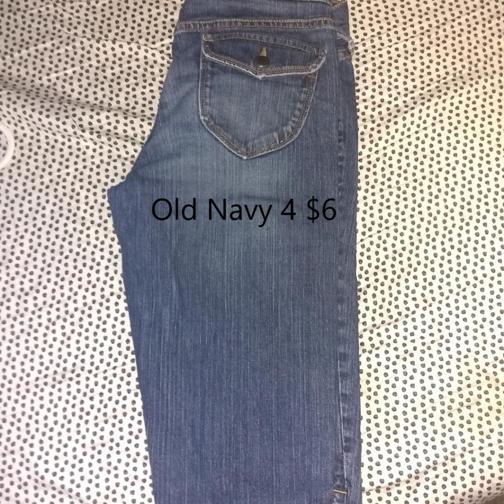 capris